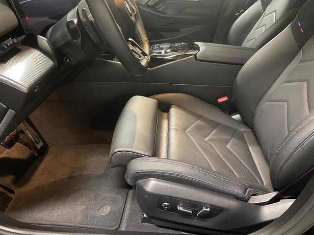 BMW Serie 5 520d color Negro. Año 2025. 145KW(197CV). Diésel. En concesionario BYmyCAR Madrid - Algete de Madrid