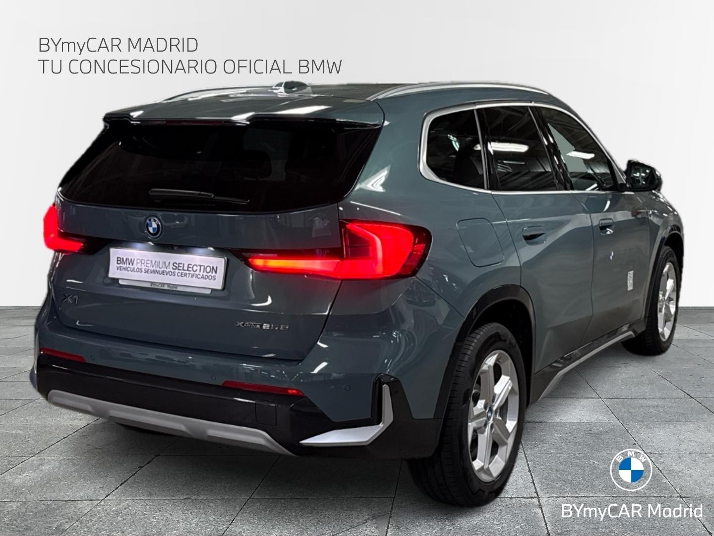 BMW X1 xDrive25e color Verde. Año 2025. 180KW(245CV). Híbrido Electro/Gasolina. En concesionario BYmyCAR Madrid - Algete de Madrid