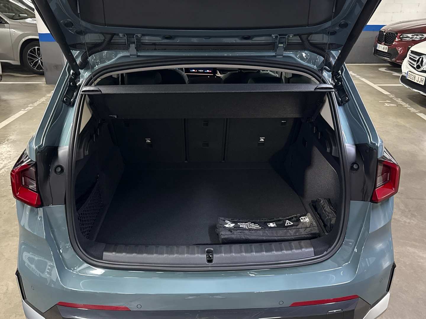 BMW X1 xDrive25e color Verde. Año 2025. 180KW(245CV). Híbrido Electro/Gasolina. En concesionario BYmyCAR Madrid - Algete de Madrid