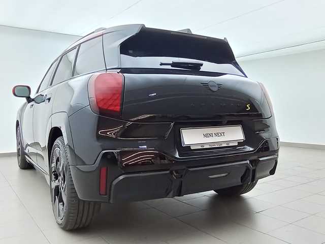 fotoG 10 del MINI MINI Aceman SE 160 kW (218 CV) 218cv Eléctrico del 2025 en Zaragoza