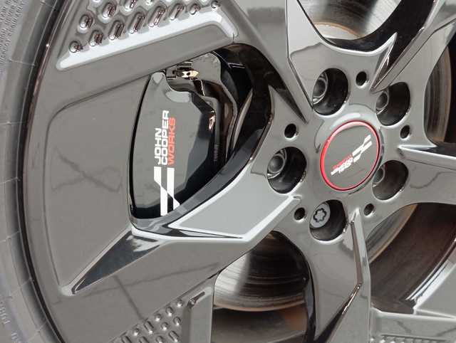 fotoG 29 del MINI MINI Aceman SE 160 kW (218 CV) 218cv Eléctrico del 2025 en Zaragoza