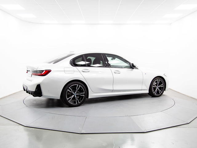 BMW Serie 3 318d color Blanco. Año 2024. 110KW(150CV). Diésel. En concesionario Móvil Begar Alicante de Alicante