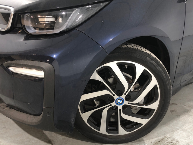 BMW i3 120Ah color Azul. Año 2020. 125KW(170CV). Eléctrico. En concesionario Auto Premier, S.A. - MADRID de Madrid