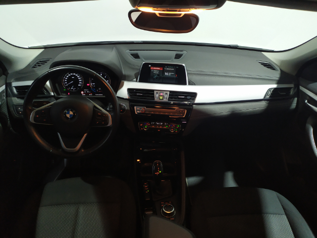BMW X2 sDrive18d color Blanco. Año 2019. 110KW(150CV). Diésel. En concesionario Hispamovil, Orihuela de Alicante