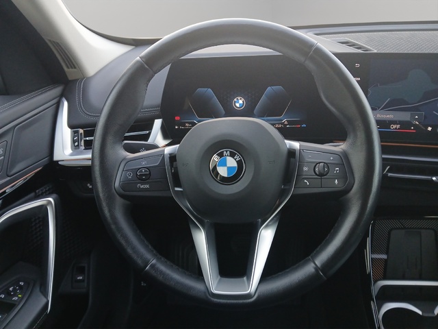 BMW X1 sDrive18d color Verde. Año 2023. 110KW(150CV). Diésel. En concesionario GANDIA Automoviles Fersan, S.A. de Valencia