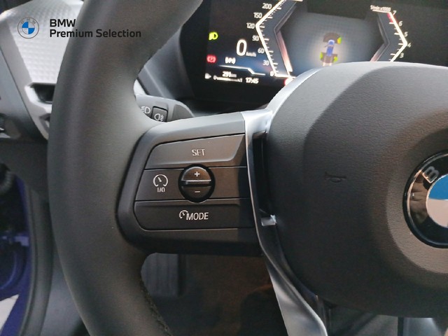 BMW Serie 1 116i color Azul. Año 2025. 90KW(122CV). Gasolina. En concesionario Adler Motor S.L. TOLEDO de Toledo