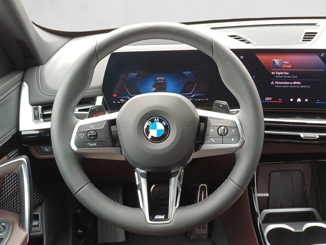 BMW X1 sDrive18i color Negro. Año 2025. 100KW(136CV). Gasolina. En concesionario Marmotor de Las Palmas