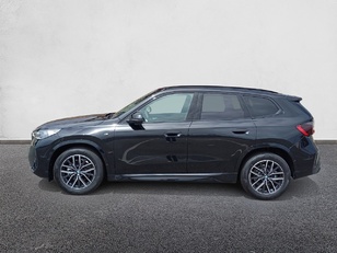 Fotos de BMW X1 sDrive18i color Negro. Año 2025. 100KW(136CV). Gasolina. En concesionario Marmotor de Las Palmas