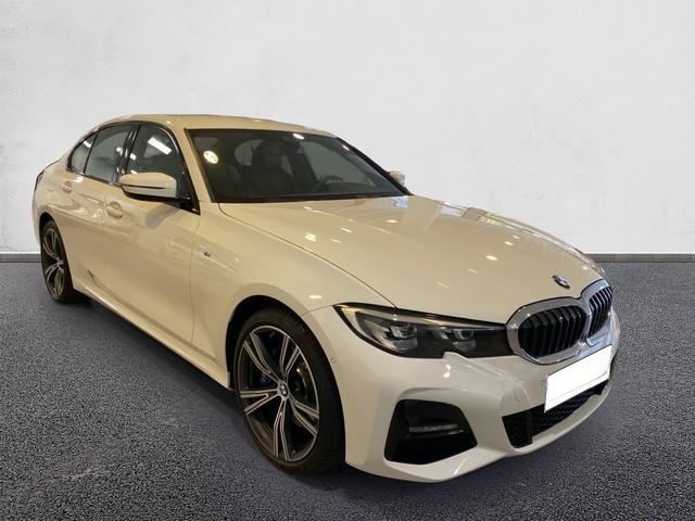 BMW Serie 3 330e color Blanco. Año 2020. 215KW(292CV). Híbrido Electro/Gasolina. En concesionario Marmotor de Las Palmas