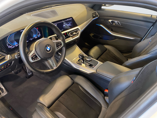 BMW Serie 3 330e color Blanco. Año 2020. 215KW(292CV). Híbrido Electro/Gasolina. En concesionario Marmotor de Las Palmas