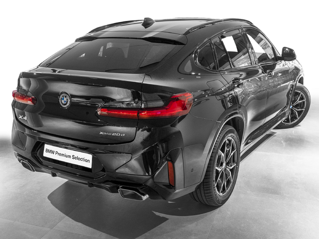 BMW X4 xDrive20d color Negro. Año 2025. 140KW(190CV). Diésel. En concesionario Caetano Cuzco, Salvatierra de Madrid