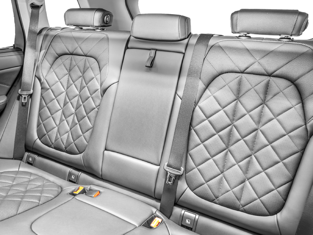 BMW X5 xDrive50e color Blanco. Año 2025. 360KW(489CV). Híbrido Electro/Gasolina. En concesionario Caetano Cuzco, Salvatierra de Madrid