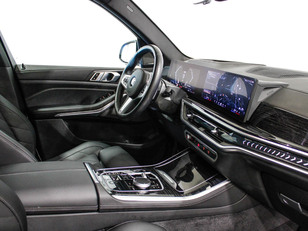 BMW X5 xDrive30d color Blanco. Año 2024. 219KW(298CV). Diésel. En concesionario Barcelona Premium -- GRAN VIA de Barcelona