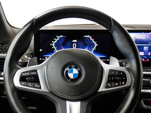 BMW X5 xDrive30d color Blanco. Año 2024. 219KW(298CV). Diésel. En concesionario Barcelona Premium -- GRAN VIA de Barcelona