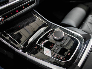 BMW X5 xDrive30d color Blanco. Año 2024. 219KW(298CV). Diésel. En concesionario Barcelona Premium -- GRAN VIA de Barcelona