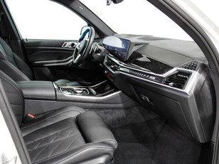 BMW X5 xDrive30d color Blanco. Año 2024. 219KW(298CV). Diésel. En concesionario Barcelona Premium -- GRAN VIA de Barcelona