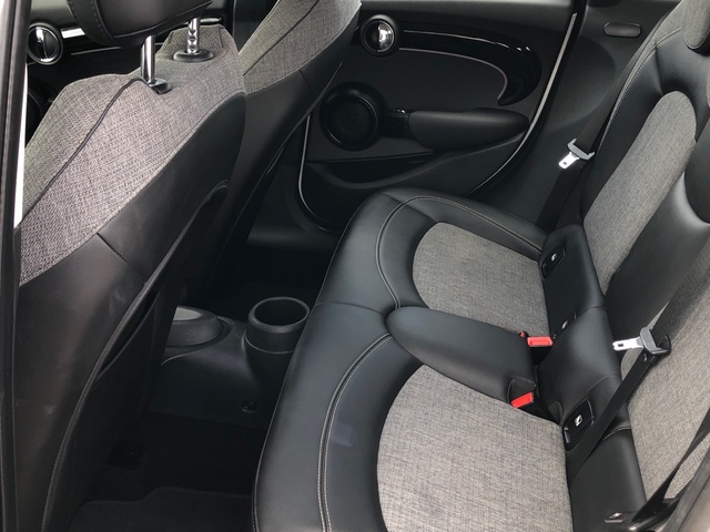 fotoG 8 del MINI MINI Cooper 5 Puertas 100 kW (136 CV) 136cv Gasolina del 2023 en Illes Balears