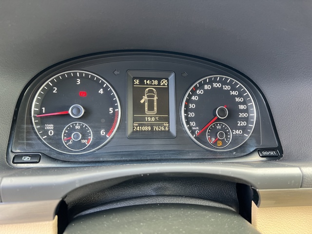 Volkswagen Touran Advance 1.6 TDI BMT 77 kW (105 CV)