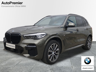 Fotos de BMW X5 xDrive30d color Verde. Año 2022. 210KW(286CV). Diésel. En concesionario Auto Premier, S.A. - MADRID de Madrid