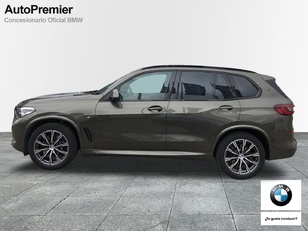 Fotos de BMW X5 xDrive30d color Verde. Año 2022. 210KW(286CV). Diésel. En concesionario Auto Premier, S.A. - MADRID de Madrid