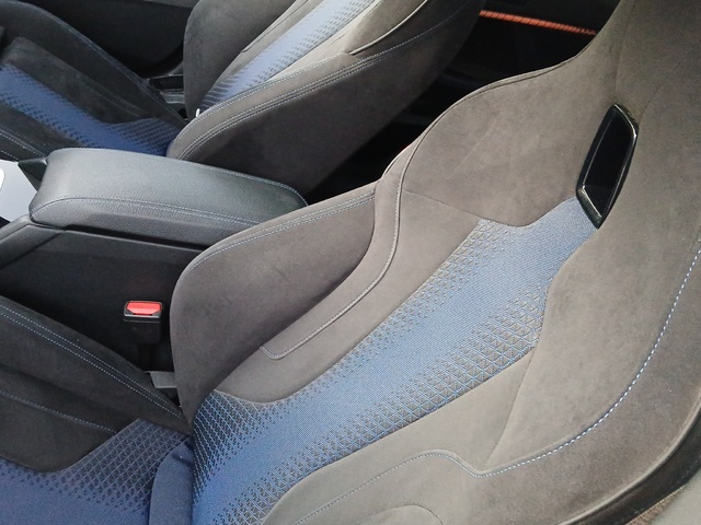 BMW Serie 2 218d Gran Coupe color Gris. Año 2020. 110KW(150CV). Diésel. En concesionario ALZIRA Automoviles Fersan, S.A. de Valencia