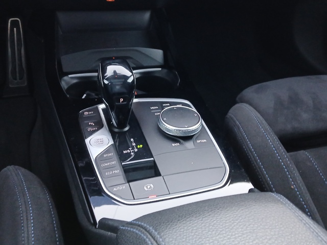 BMW Serie 2 218d Gran Coupe color Gris. Año 2020. 110KW(150CV). Diésel. En concesionario ALZIRA Automoviles Fersan, S.A. de Valencia