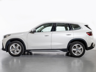 Fotos de BMW X1 sDrive18d color Blanco. Año 2024. 110KW(150CV). Diésel. En concesionario Oliva Motor Girona de Girona