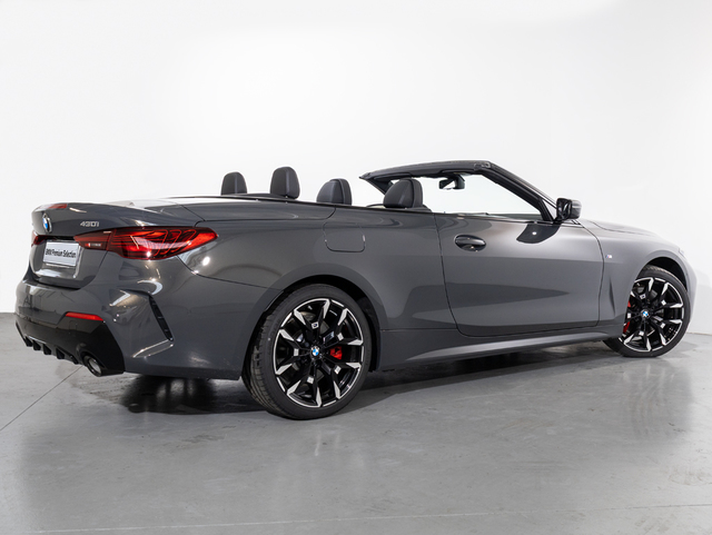 BMW Serie 4 430i Cabrio color Gris. Año 2025. 180KW(245CV). Gasolina. En concesionario Oliva Motor Girona de Girona