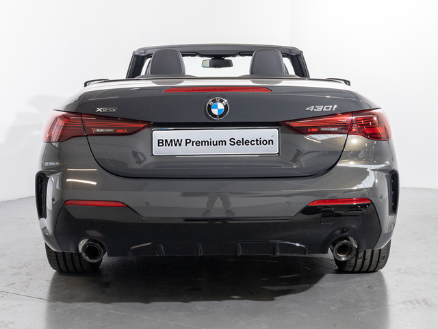 BMW Serie 4 430i Cabrio color Gris. Año 2025. 180KW(245CV). Gasolina. En concesionario Oliva Motor Girona de Girona