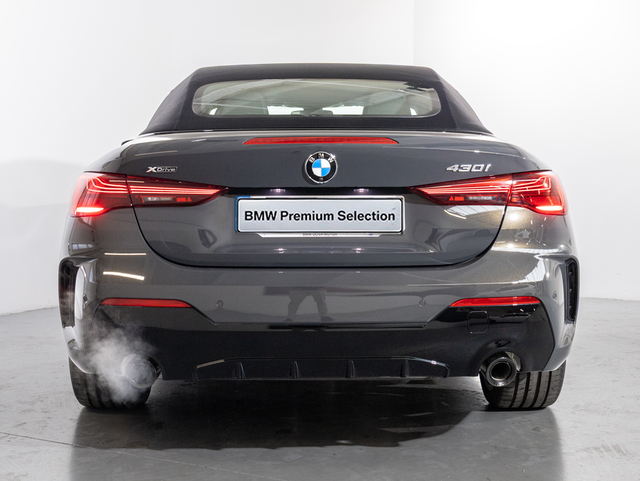 BMW Serie 4 430i Cabrio color Gris. Año 2025. 180KW(245CV). Gasolina. En concesionario Oliva Motor Girona de Girona