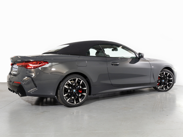 BMW Serie 4 430i Cabrio color Gris. Año 2025. 180KW(245CV). Gasolina. En concesionario Oliva Motor Girona de Girona