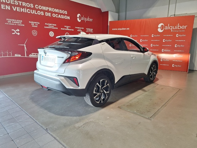 Toyota C-HR 1.8 125H Advance 90 kW (122 CV)