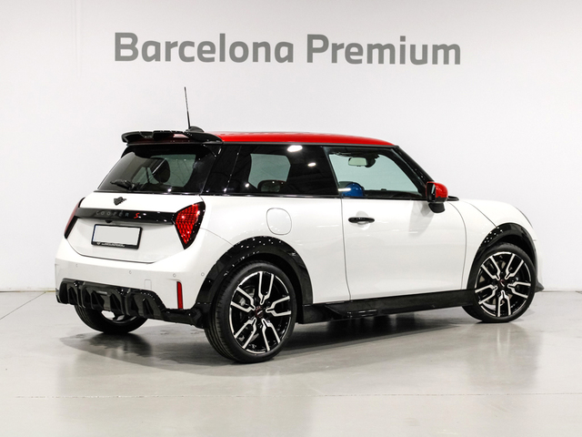 fotoG 3 del MINI MINI 3 Puertas Cooper S 150 kW (204 CV) 204cv Gasolina del 2024 en Barcelona