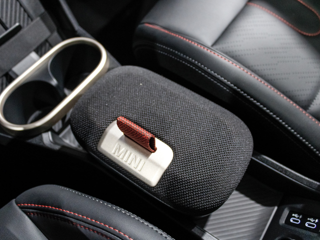 fotoG 19 del MINI MINI 3 Puertas Cooper S 150 kW (204 CV) 204cv Gasolina del 2024 en Barcelona