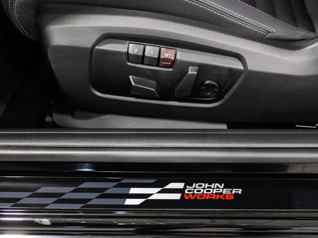 fotoG 23 del MINI MINI 3 Puertas Cooper S 150 kW (204 CV) 204cv Gasolina del 2024 en Barcelona