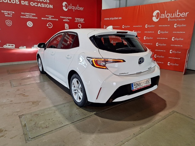 Toyota Corolla 125H Business E-CVT 90 kW (122 CV)