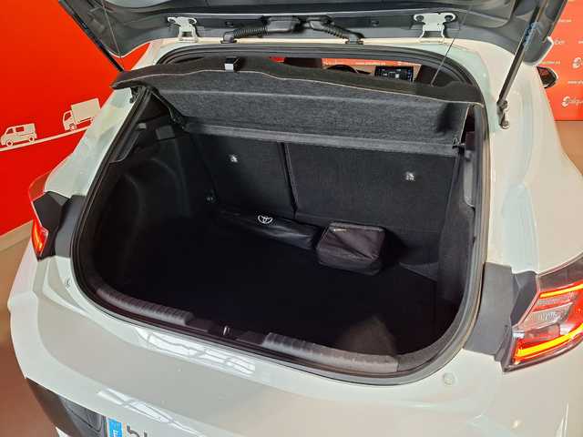 Toyota Corolla 125H Business E-CVT 90 kW (122 CV)