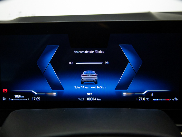 BMW X6 xDrive30d color Gris. Año 2025. 210KW(286CV). Diésel. En concesionario BMW Fuenteolid Valladolid de Valladolid