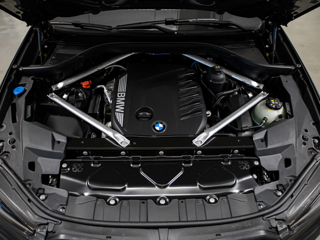 BMW X6 xDrive30d color Gris. Año 2025. 210KW(286CV). Diésel. En concesionario BMW Fuenteolid Valladolid de Valladolid