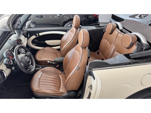 MINI MINI Cabrio John Cooper Works 155 kW (211 CV)