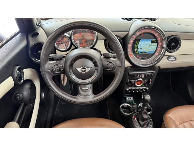 MINI MINI Cabrio John Cooper Works 155 kW (211 CV)