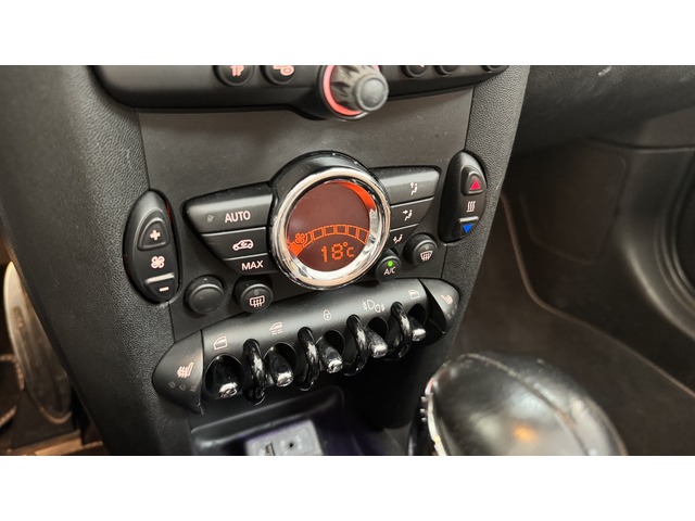 MINI MINI Cabrio John Cooper Works 155 kW (211 CV)