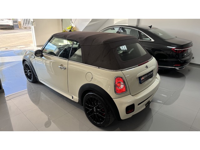 MINI MINI Cabrio John Cooper Works 155 kW (211 CV)