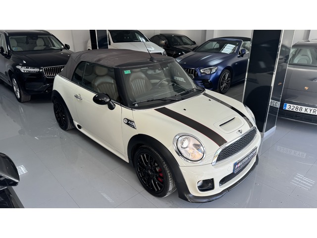 MINI MINI Cabrio John Cooper Works 155 kW (211 CV)