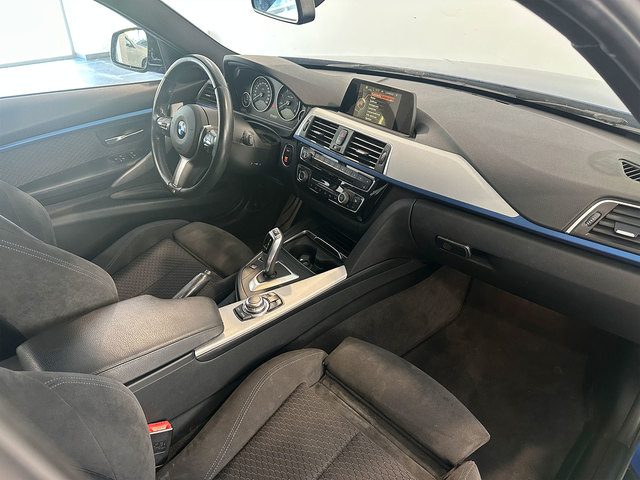 BMW Serie 3 320d color Azul. Año 2016. 140KW(190CV). Diésel. En concesionario Autogal de Ourense