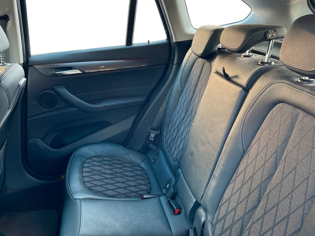 BMW X1 sDrive18d color Gris. Año 2017. 110KW(150CV). Diésel. En concesionario Murcia Premium S.L. AV DEL ROCIO de Murcia