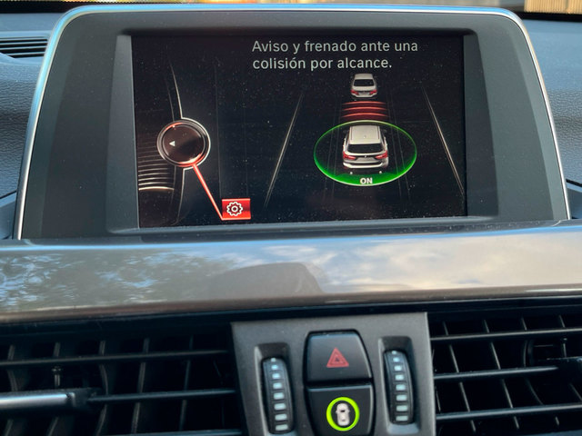 BMW X1 sDrive18d color Gris. Año 2017. 110KW(150CV). Diésel. En concesionario Murcia Premium S.L. AV DEL ROCIO de Murcia