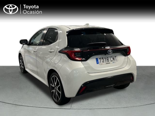 Toyota Yaris 120H Style 85 kW (116 CV)