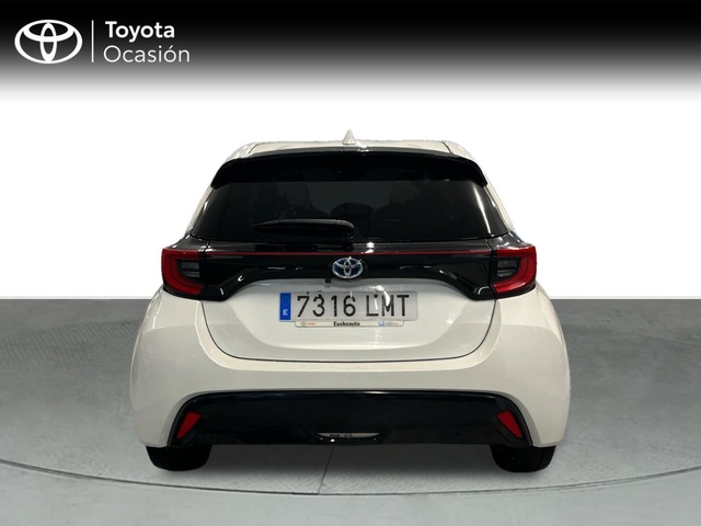 Toyota Yaris 120H Style 85 kW (116 CV)