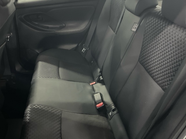 Toyota Yaris 120H Style 85 kW (116 CV)